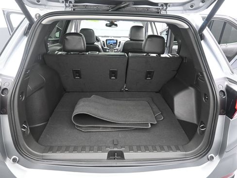 Used 2024 Chevrolet Equinox Premier AWD/4WD image 42