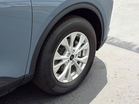 Certified 2023 Ford Escape Active AWD/4WD image 28