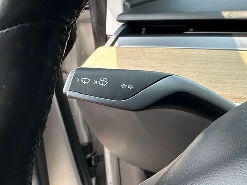 Used 2018 Tesla Model 3 Long Range image 44