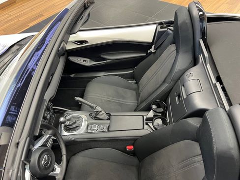 New 2025 MAZDA MX-5 Miata Club image 21