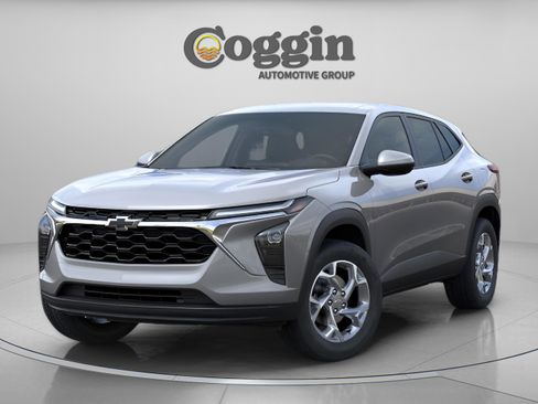 New 2026 Chevrolet Trax LS image 8