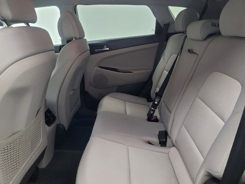 Used 2017 Hyundai Tucson Sport image 18