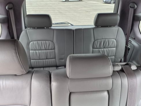 Used 2005 Lexus LX 470 4WD image 18