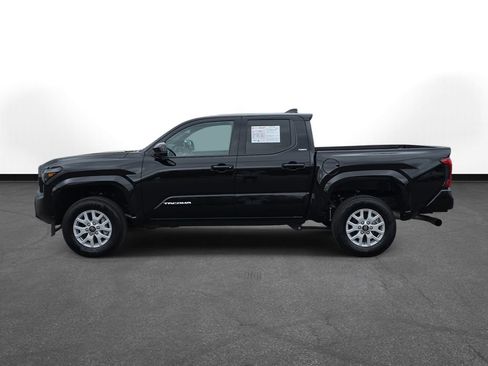 Used 2026 Toyota Tacoma SR5 AWD/4WD image 10