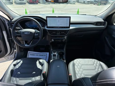 Used 2023 Ford Escape SE w/ PHEV Premium Package FWD image 18