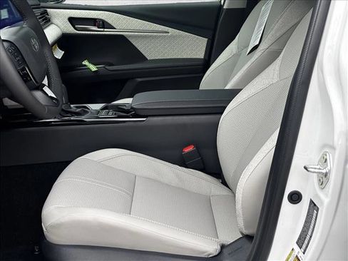 New 2026 Toyota Camry XLE image 12