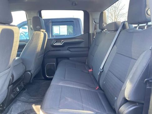 Used 2023 Chevrolet Silverado 1500 LT image 17