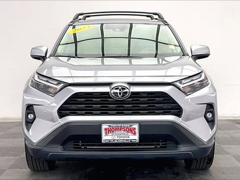 Used 2023 Toyota RAV4 XLE Premium image 2