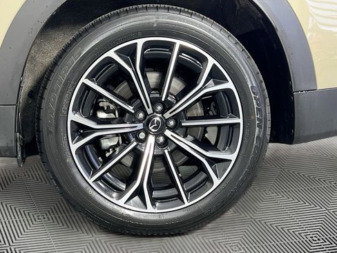 Used 2025 MAZDA CX-70 Plug-In Hybrid w/ Premium Pkg image 37