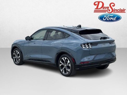 Used 2023 Ford Mustang Mach-E Premium AWD/4WD image 9