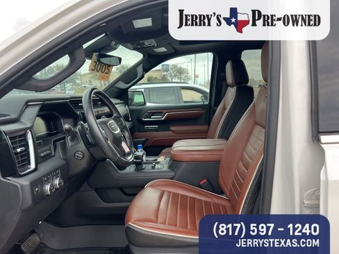 Used 2023 GMC Sierra 1500 Denali Ultimate AWD/4WD image 8