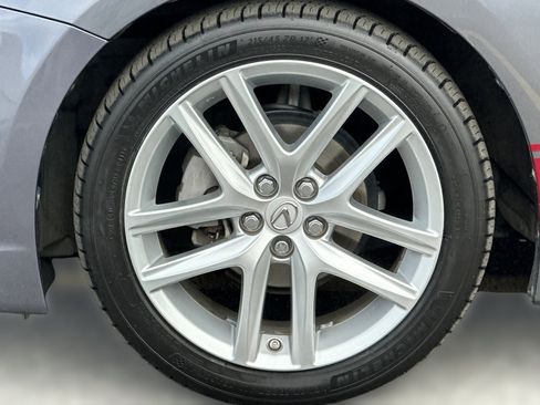 Used 2017 Lexus CT 200h w/ Navigation System Package image 12