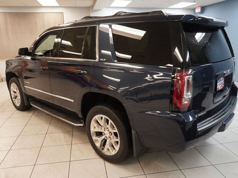 Used 2017 GMC Yukon SLT w/ Open Road Package AWD/4WD image 10