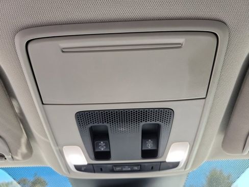 Used 2023 Honda Pilot Touring image 33