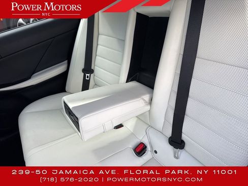 Used 2022 Lexus IS 350 F Sport image 25