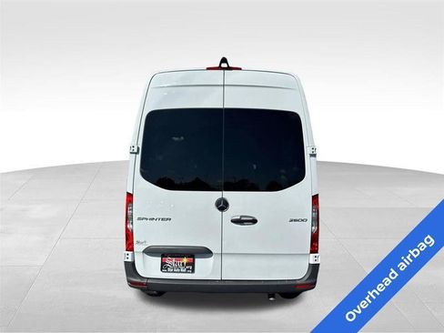 Used 2025 Mercedes-Benz Sprinter 2500 image 6