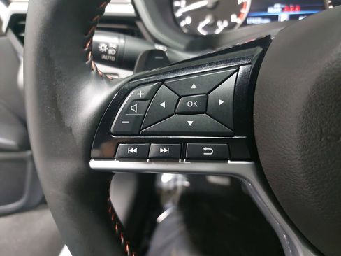 Used 2025 Nissan Altima 2.5 SR image 16