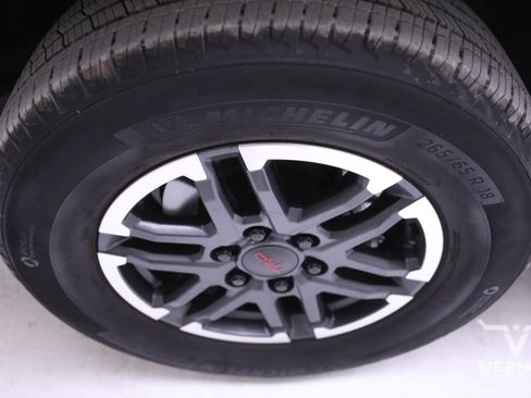 Used 2024 Toyota Tacoma TRD Sport image 31