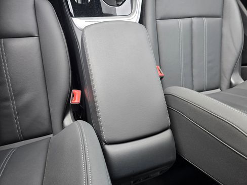 Certified 2025 Audi Q5 Premium w/ Convenience Package image 55