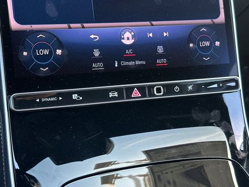 New 2025 Mercedes-Benz S 580 4MATIC Sedan image 17