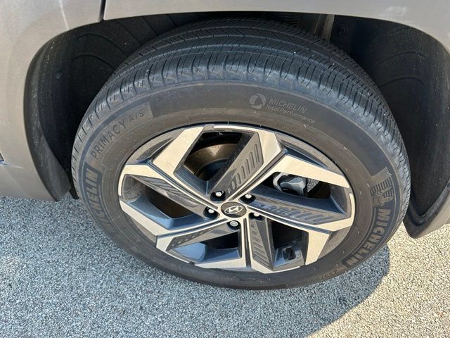 Used 2024 Hyundai Tucson Limited AWD/4WD image 8