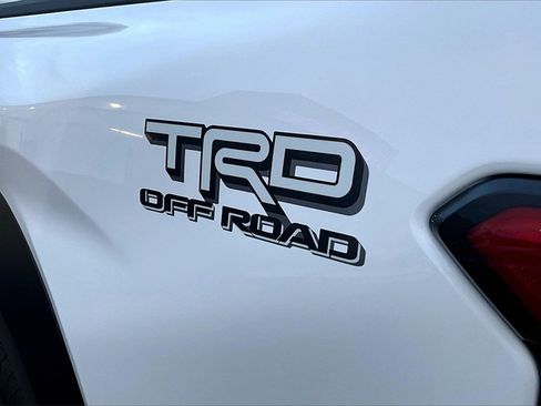 Used 2024 Toyota Tacoma TRD Off-Road image 8