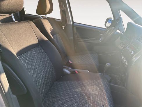 Used 2008 Suzuki SX4 AWD Hatchback w/ Touring Pkg image 8