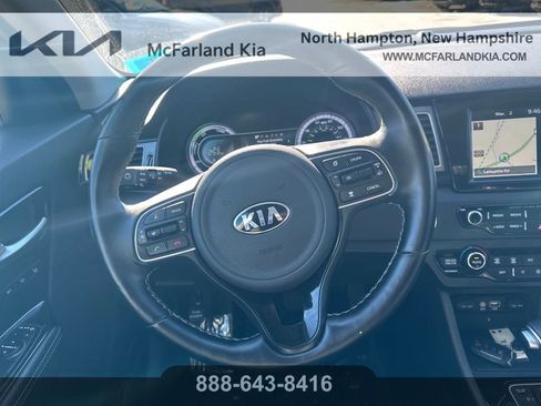 Used 2019 Kia Niro Touring image 16