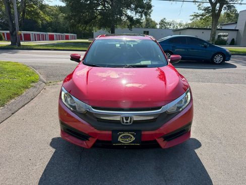 Used 2016 Honda Civic EX image 2