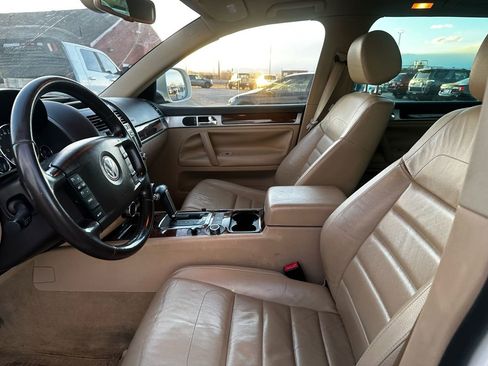 Used 2009 Volkswagen Touareg V6 AWD/4WD image 20