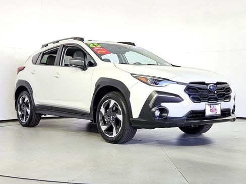 Certified 2025 Subaru Crosstrek 2.5i Limited w/ Crosstrek Mirror Package image 7