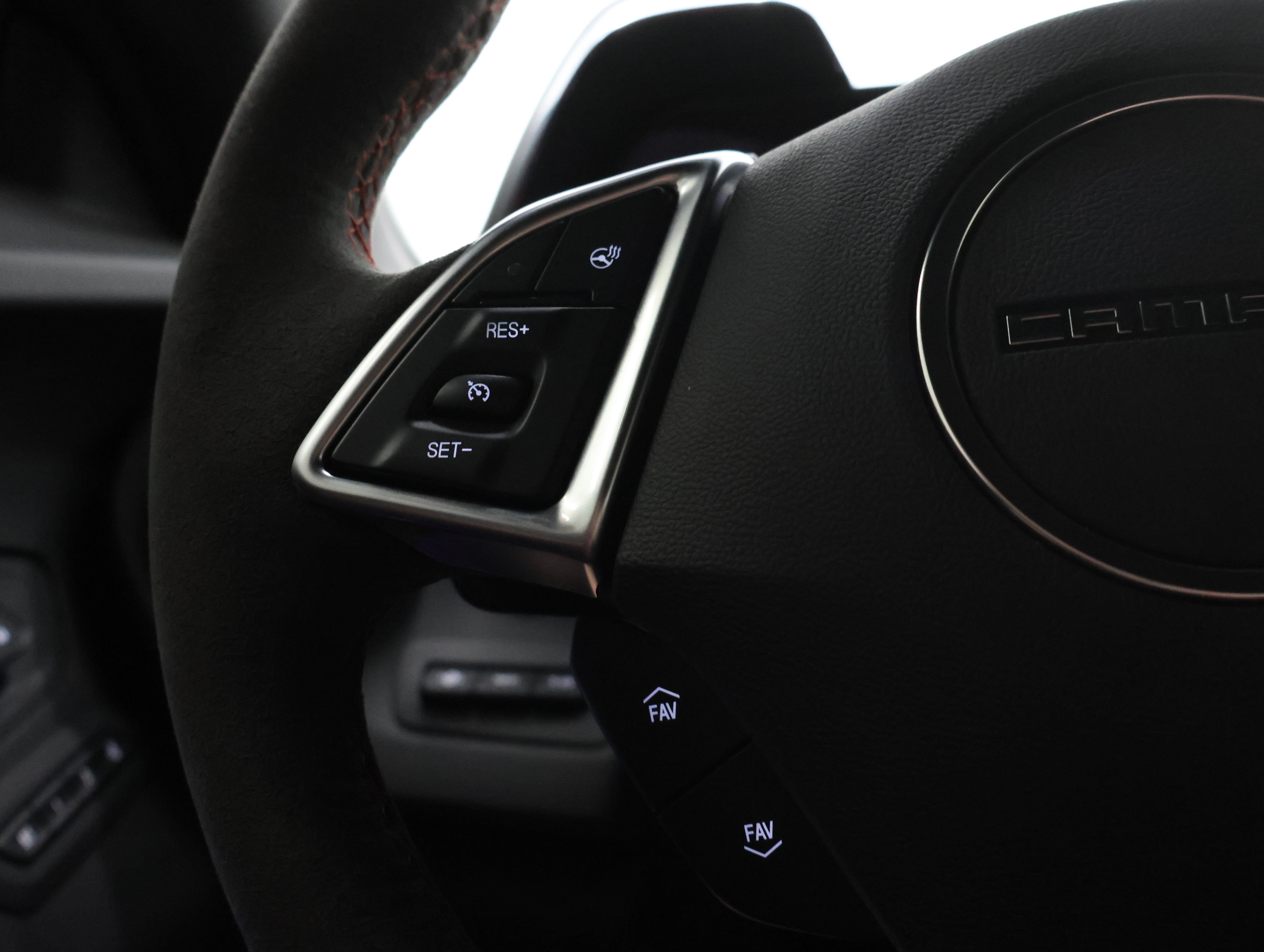 Used 2020 Chevrolet Camaro ZL1 RWD image 15