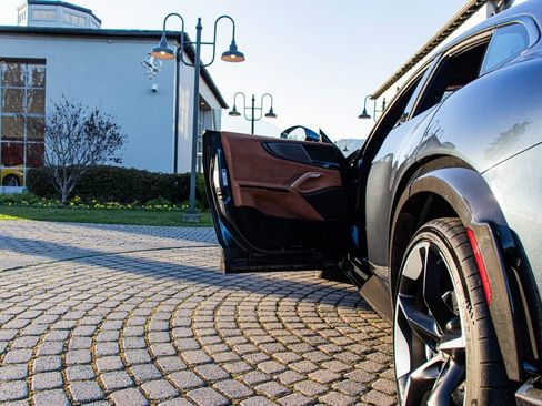 Certified 2024 Ferrari Purosangue image 34