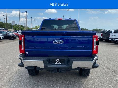 Used 2026 Ford F250 Lariat w/ Tremor Off-Road Package AWD/4WD image 5