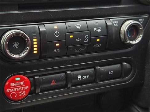 Used 2016 Ford Mustang Shelby GT350 image 21