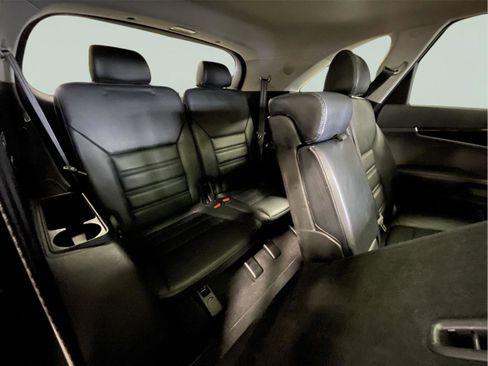 Used 2019 Kia Sorento SX w/ SX Touring Package image 23