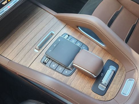 Used 2024 Mercedes-Benz GLE 53 AMG 4MATIC image 10