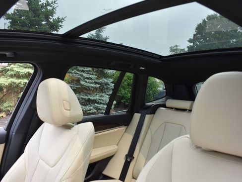 Used 2024 BMW X3 xDrive30i w/ Premium Package AWD/4WD image 13