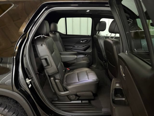 Used 2023 Chevrolet Traverse RS AWD/4WD image 21