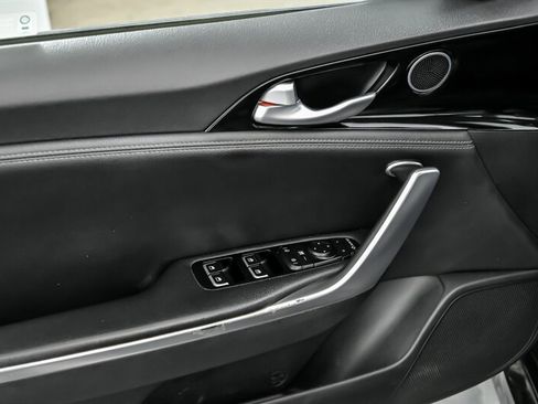 Used 2019 Kia Stinger image 17