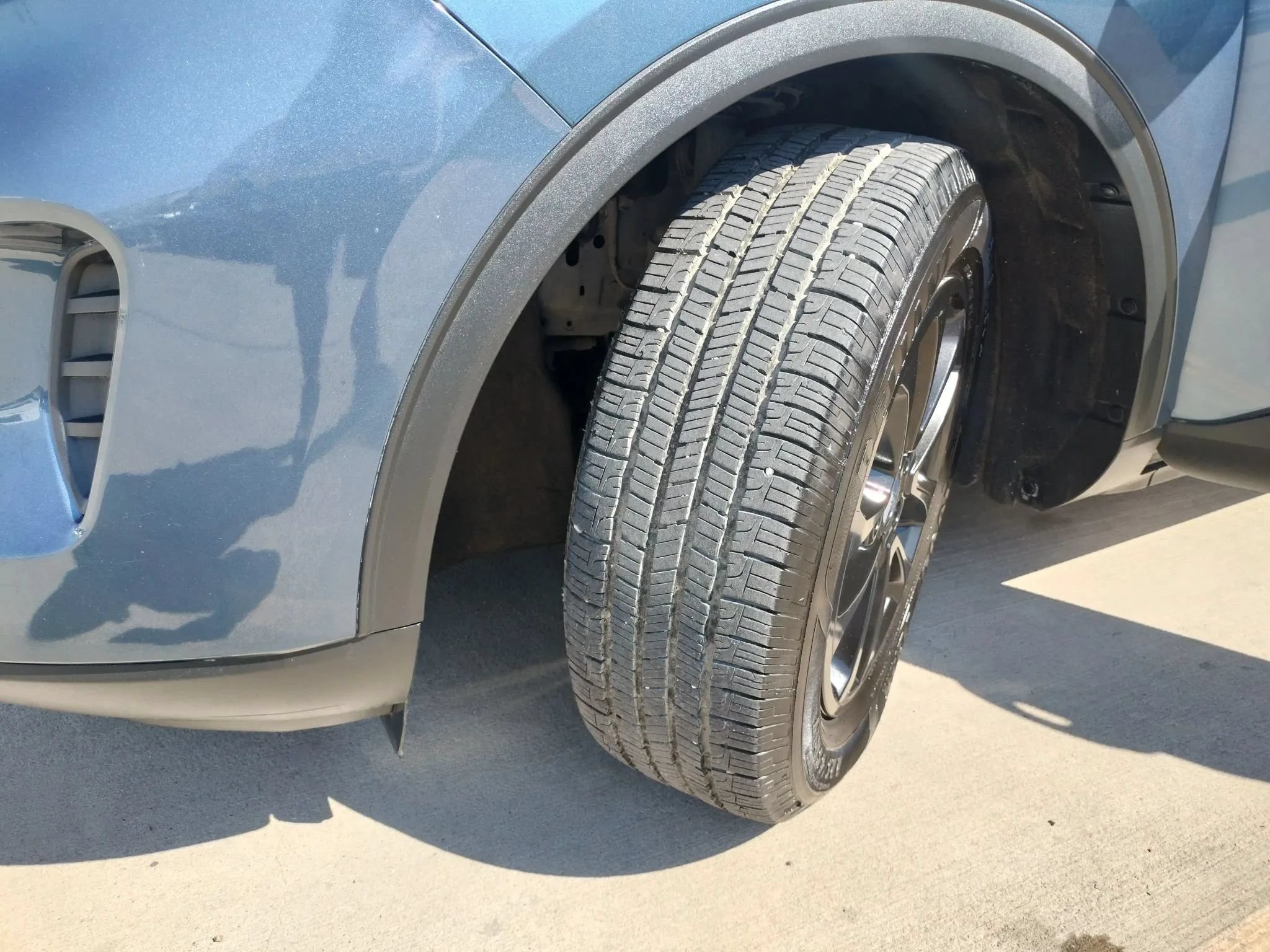 Used 2020 Ford Escape SE FWD image 19