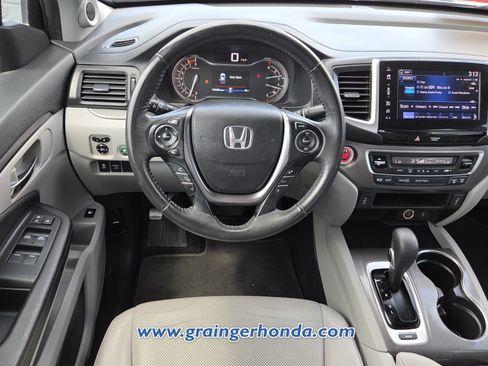 Used 2017 Honda Ridgeline RTL-T image 12