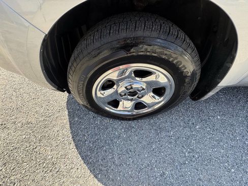 Used 2010 Honda Pilot LX image 31