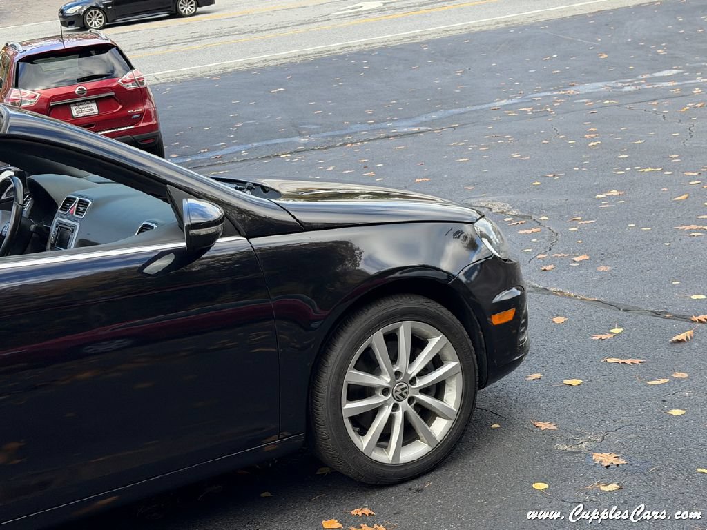Used 2015 Volkswagen Eos Komfort FWD image 31