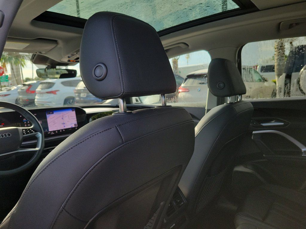 Certified 2025 Audi Q5 Premium w/ Convenience Package AWD/4WD image 25