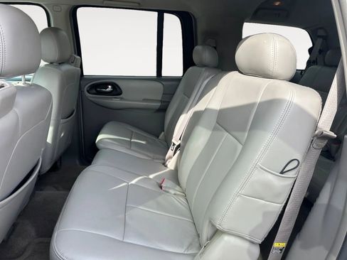 Used 2005 Chevrolet TrailBlazer EXT LT Extended Sport Utility 4D w/ Luxury Package image 14