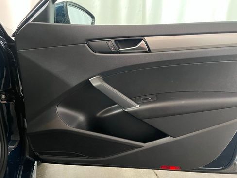 Used 2021 Volkswagen Passat 2.0T S image 12