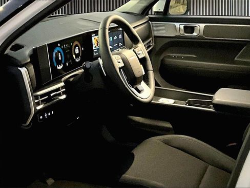 New 2026 Hyundai Santa Fe SE image 6