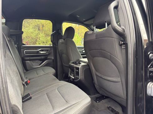 Used 2019 RAM 1500 Big Horn image 24