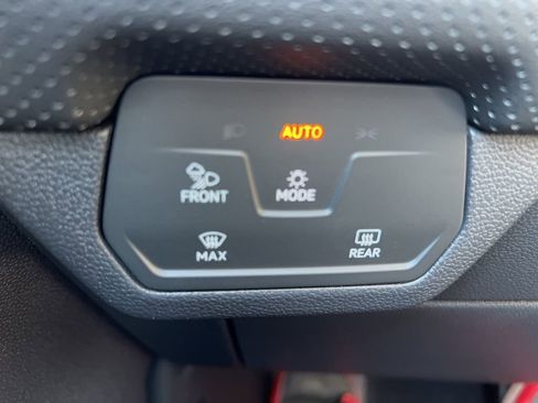 New 2026 Volkswagen Atlas SE image 21